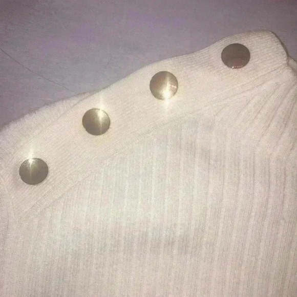 Talbot's Ribbed Mock Neck Gold Studs long sleeve pullover Size Medium PRISTINE! - Picture 8 of 8